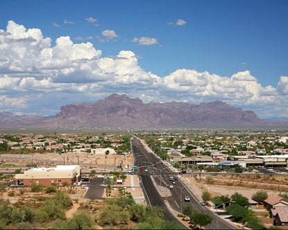pic1Mesa-Arizona-and-a-mountain-in-the-background.jpg